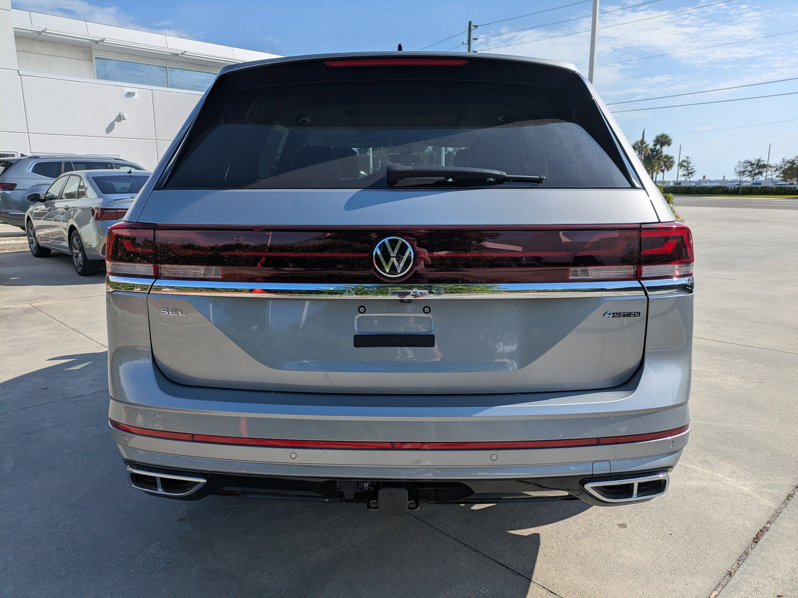New 2026 Volkswagen Atlas SEL Premium R-Line AWD/4WD image 5