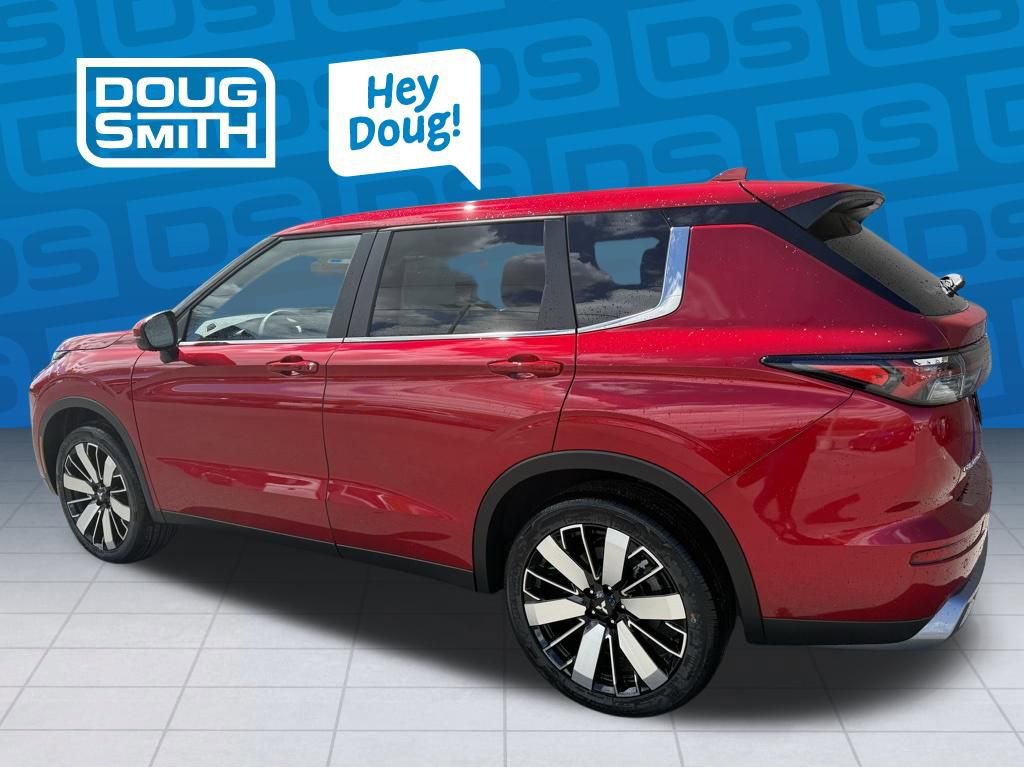 New 2026 Mitsubishi Outlander SE image 2