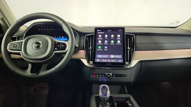 New 2026 Volvo XC90 B6 Core AWD/4WD image 25