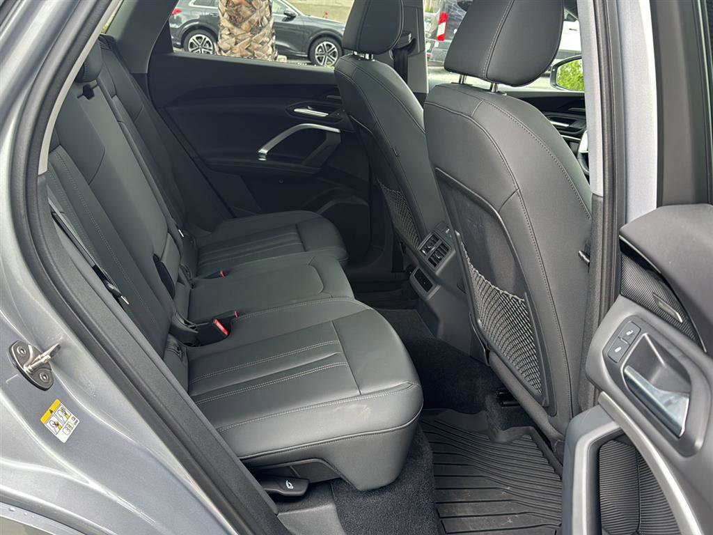 Used 2025 Audi Q5 Premium Plus w/ Premium Plus image 15