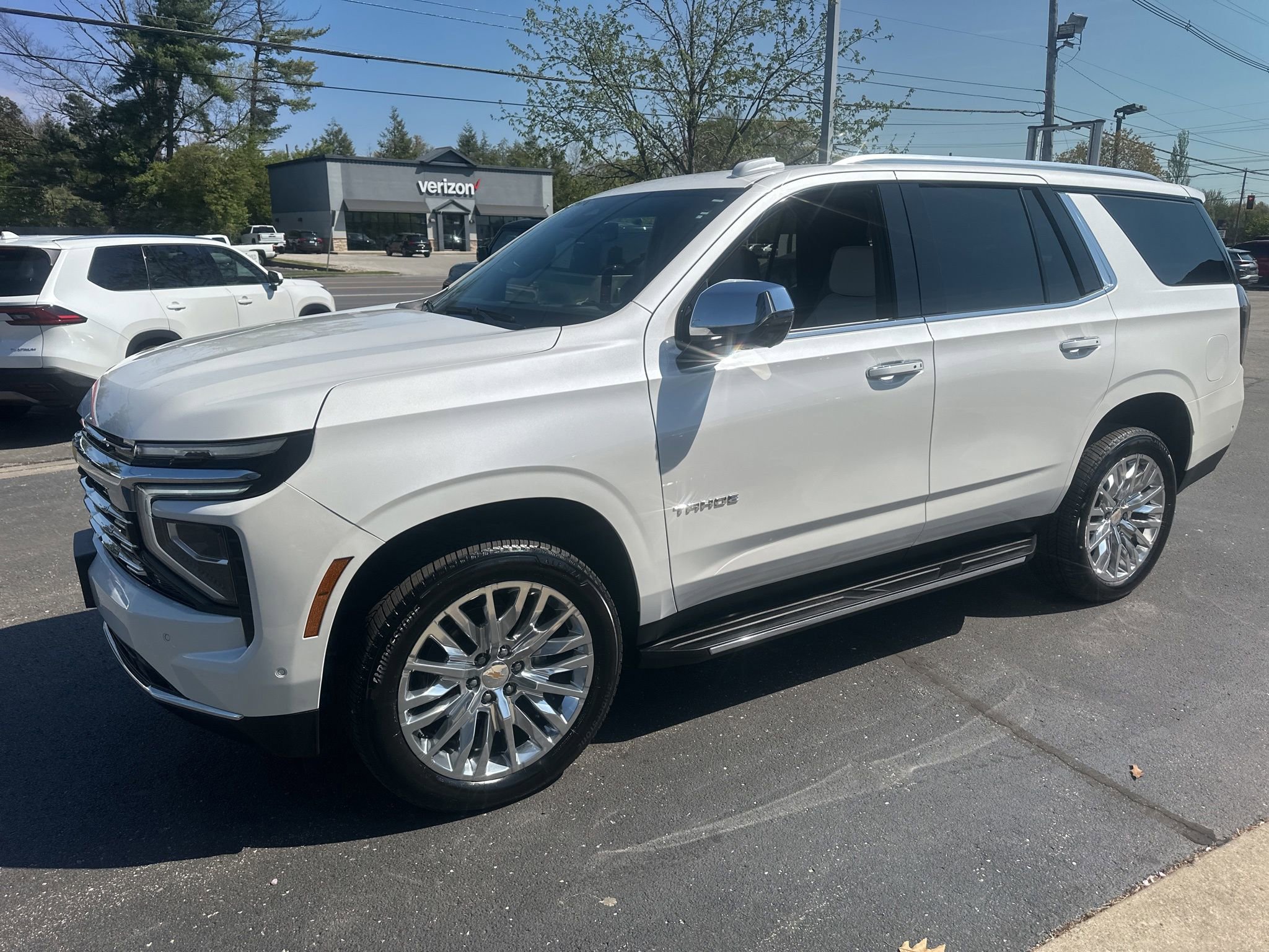 Used 2025 Chevrolet Tahoe Premier image 9