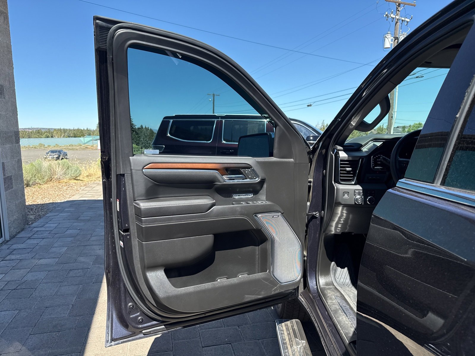 Used 2024 GMC Sierra 1500 Denali image 12