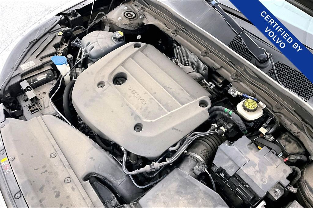 Used 2023 Volvo XC40 B5 Plus w/ Protection Package Premier image 43