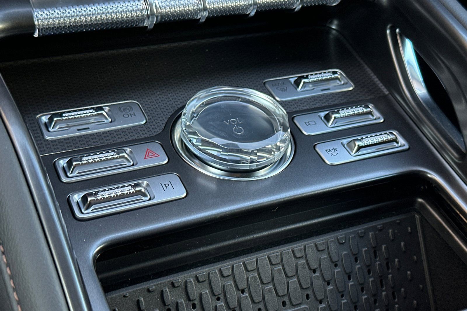 New 2026 Lincoln Nautilus Premier w/ Equipment Group 102A image 20