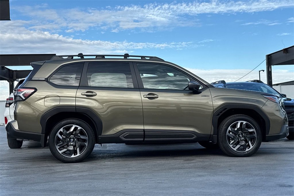 New 2025 Subaru Forester Limited image 4