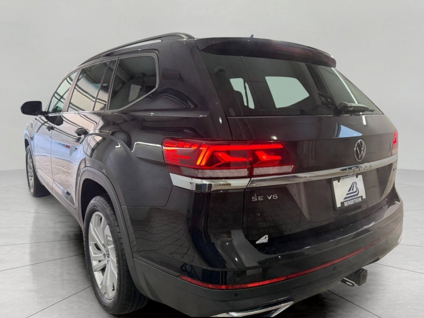 Used 2022 Volkswagen Atlas SE image 8
