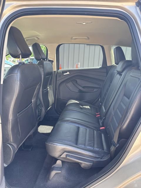 Used 2018 Ford Escape Titanium w/ Ford Safe & Smart Package AWD/4WD image 14