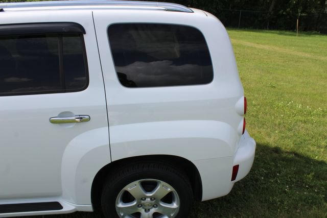 Used 2006 Chevrolet HHR LT FWD image 10