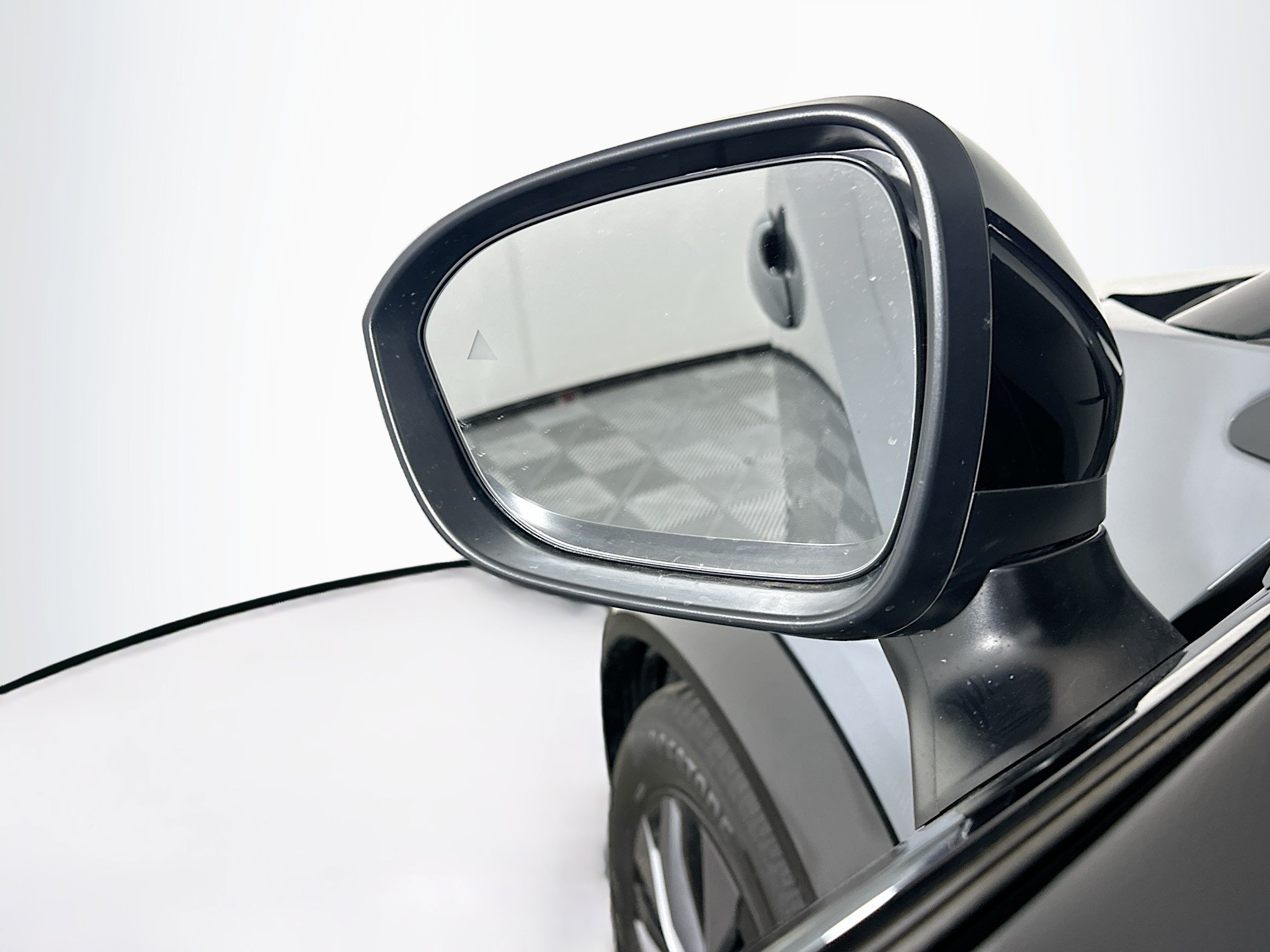 Used 2023 Nissan Ariya FWD image 16
