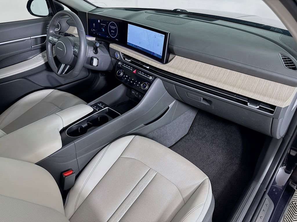 Used 2024 Hyundai Sonata Limited image 30