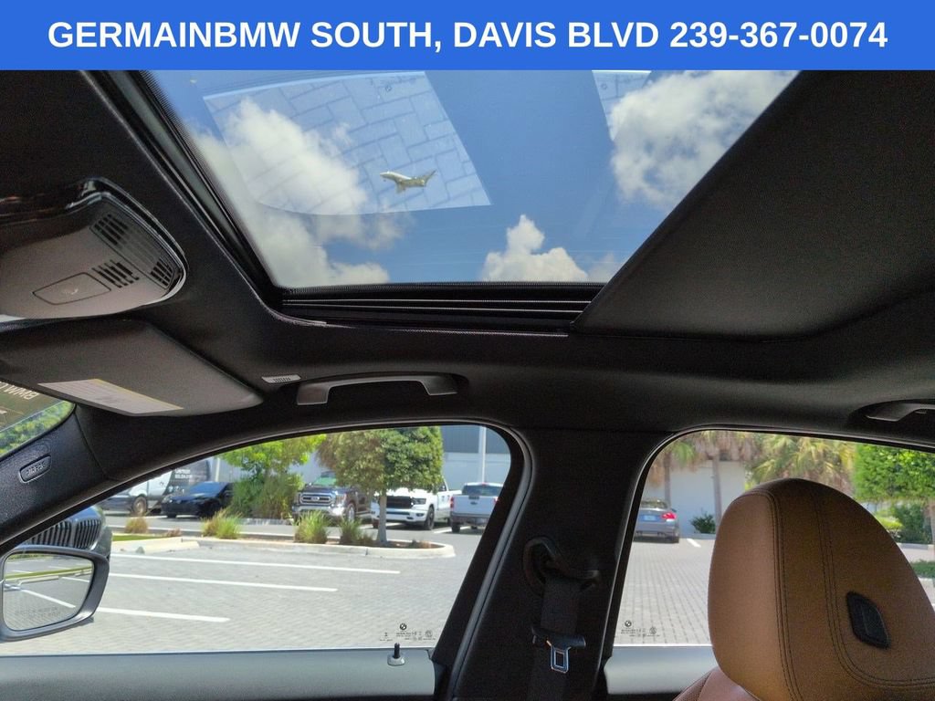 Certified 2025 BMW 330i xDrive Sedan w/ Premium Package AWD/4WD image 22
