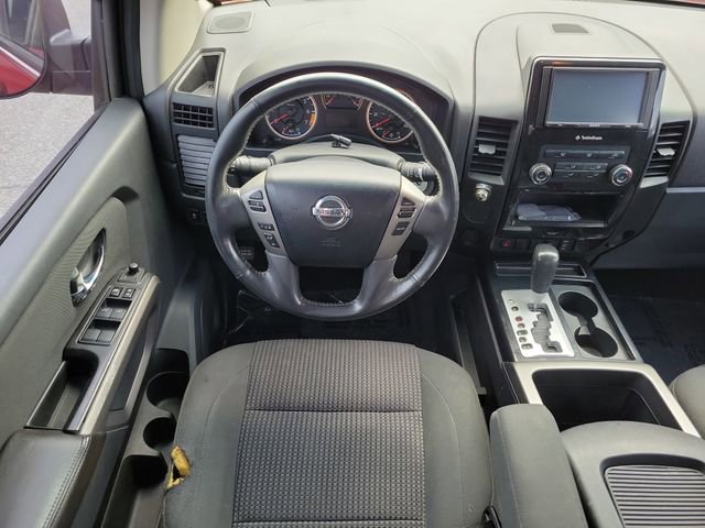 Used 2015 Nissan Titan SV w/ SV Value Truck Package RWD image 14