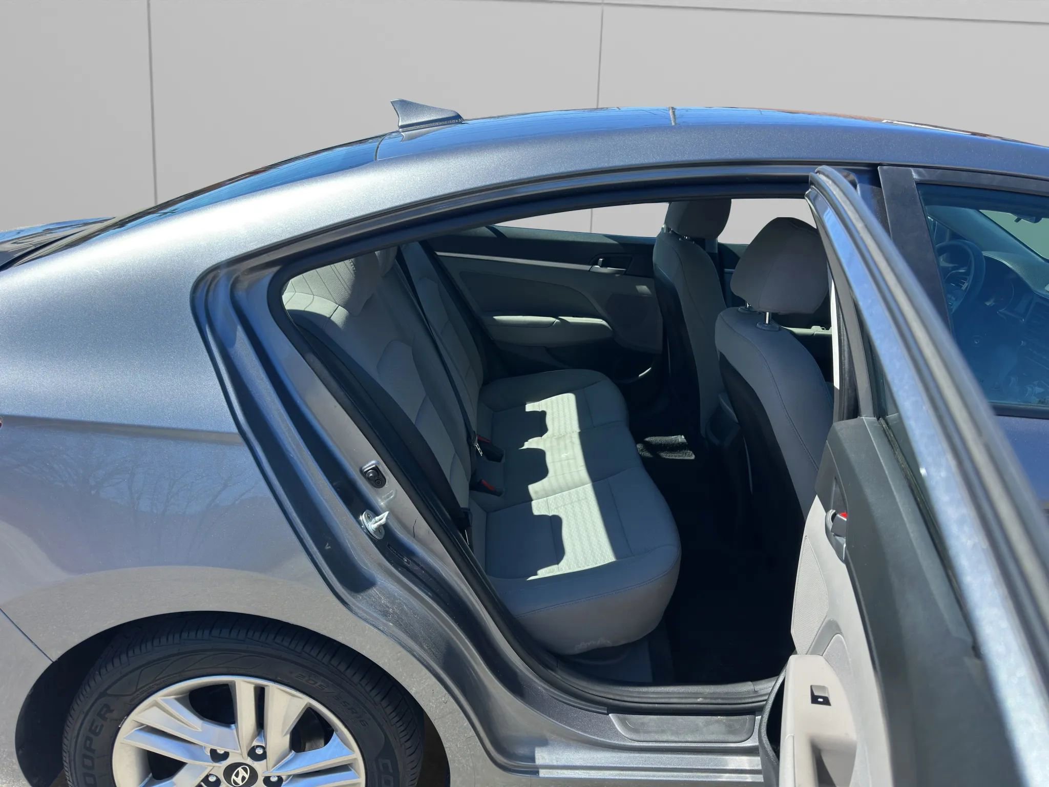 Used 2019 Hyundai Elantra SEL FWD image 15