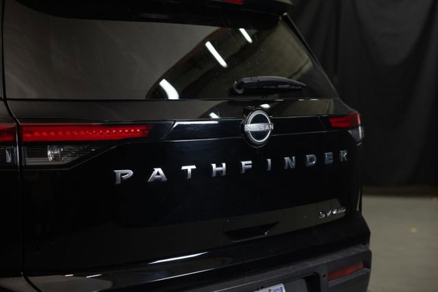 Used 2024 Nissan Pathfinder SV AWD/4WD image 13