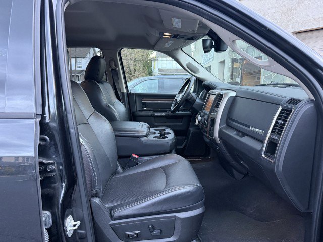 Used 2017 RAM 1500 Laramie AWD/4WD image 14