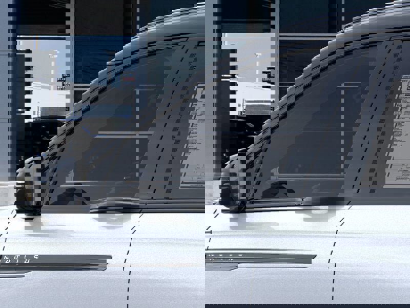 New 2025 Lincoln Nautilus Reserve w/ Jet Appearance Package image 20