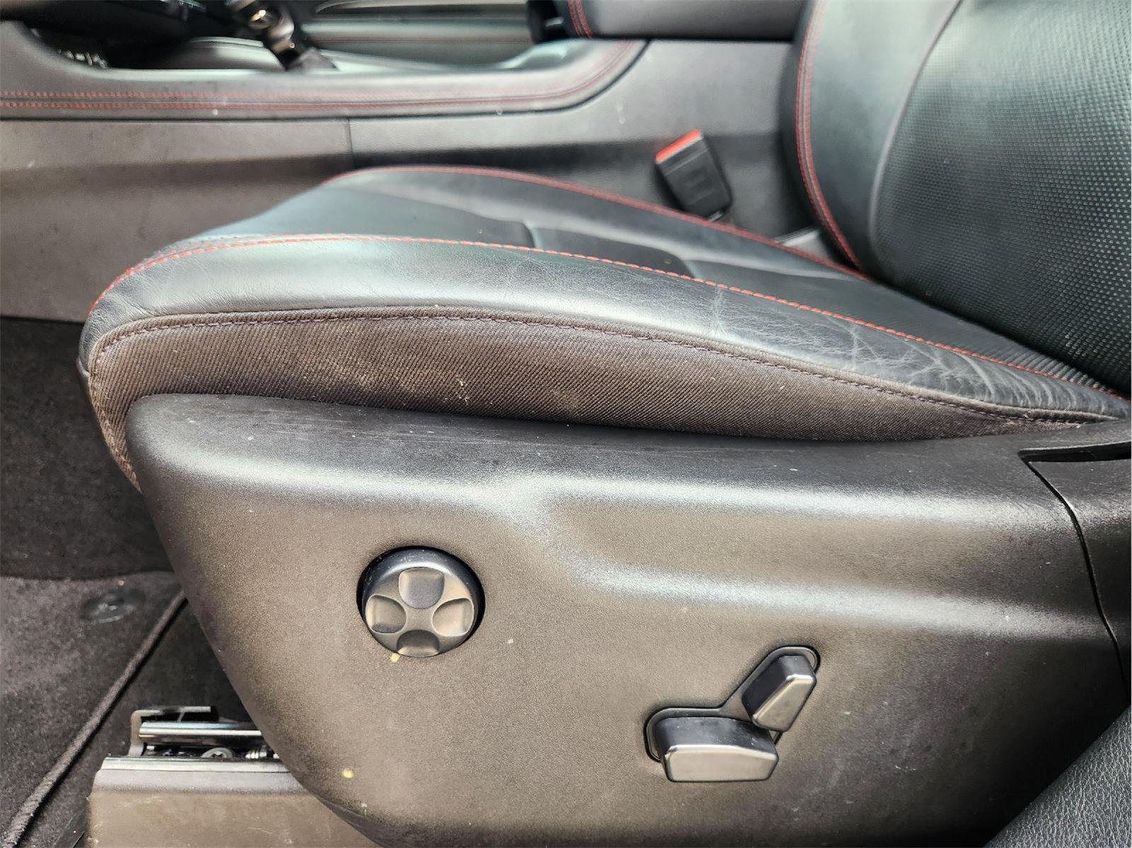 Used 2023 Dodge Durango R/T RWD image 25
