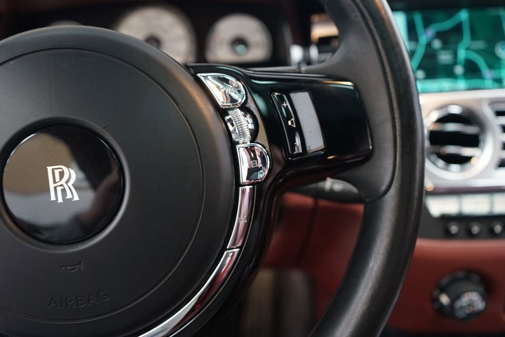 Used 2016 Rolls-Royce Wraith image 42