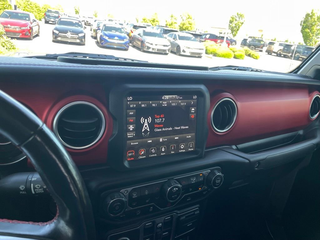 Used 2021 Jeep Gladiator Rubicon AWD/4WD image 16