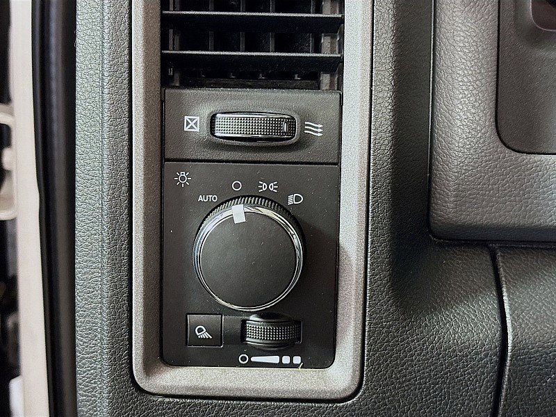 Used 2018 RAM 1500 Tradesman w/ Power & Remote Entry Group image 10