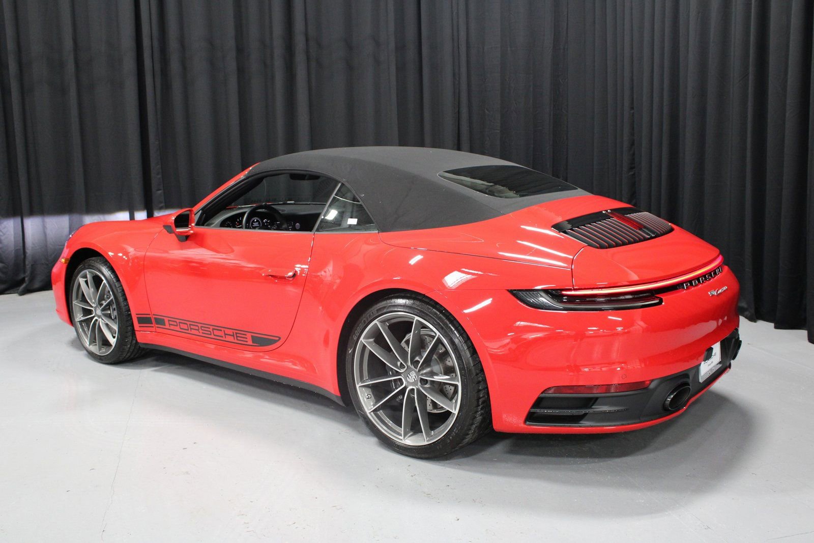 Certified 2024 Porsche 911 Carrera image 3