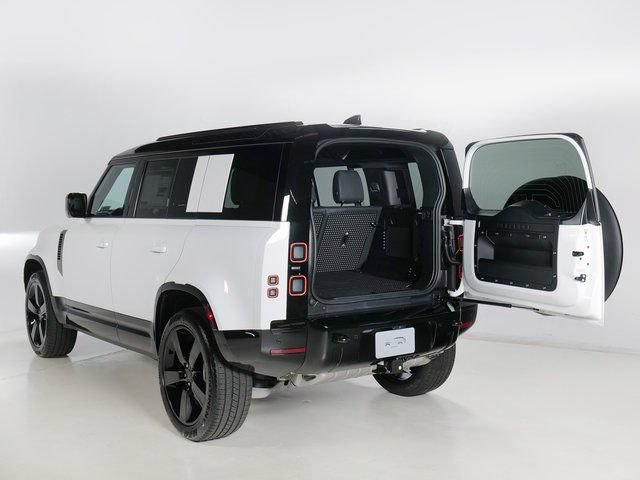 New 2026 Land Rover Defender 110 X-Dynamic SE AWD/4WD image 30