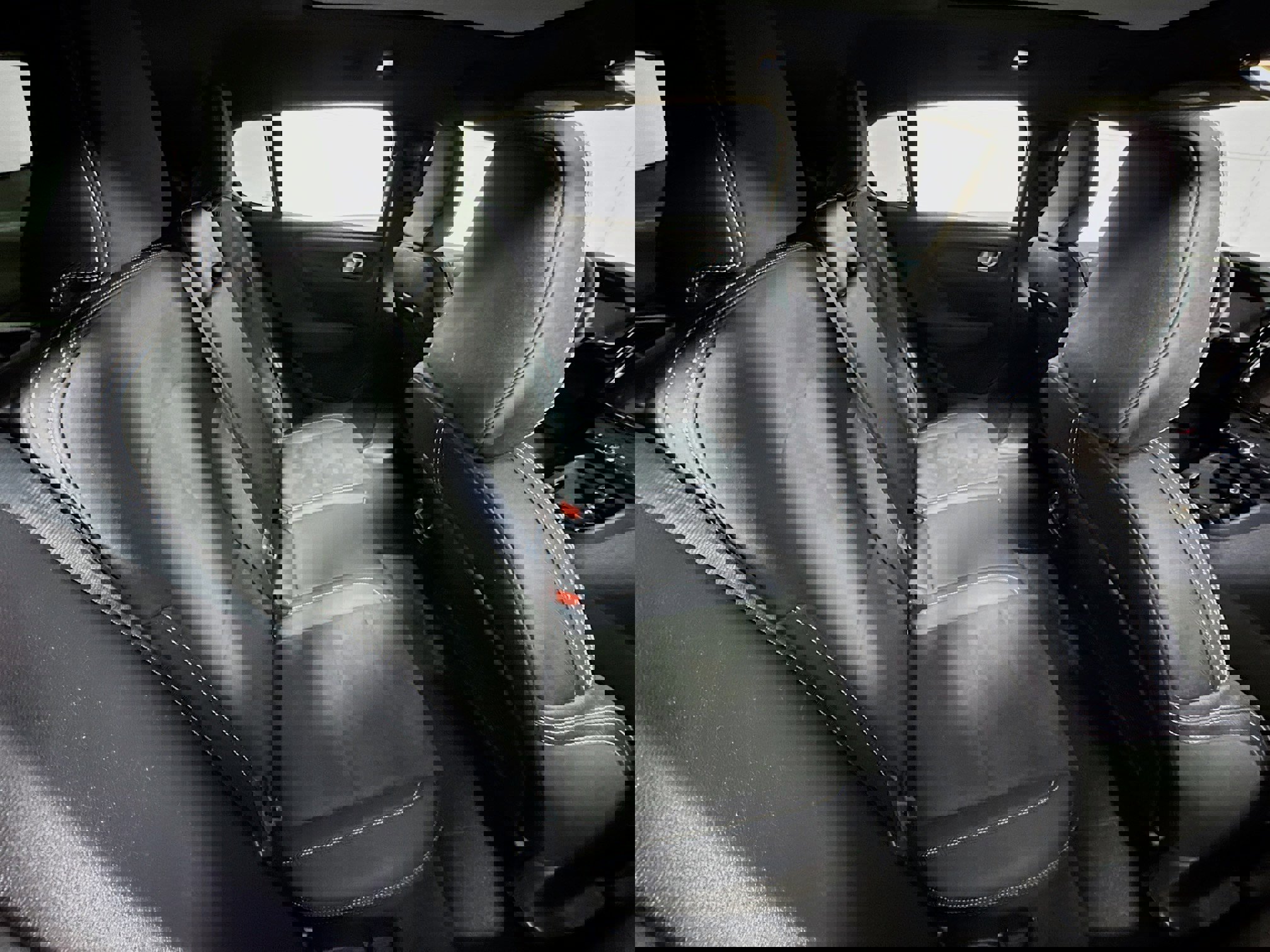 Used 2023 Volvo C40 P8 Recharge Plus AWD/4WD image 26