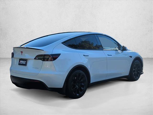 Used 2023 Tesla Model Y Long Range AWD/4WD image 5
