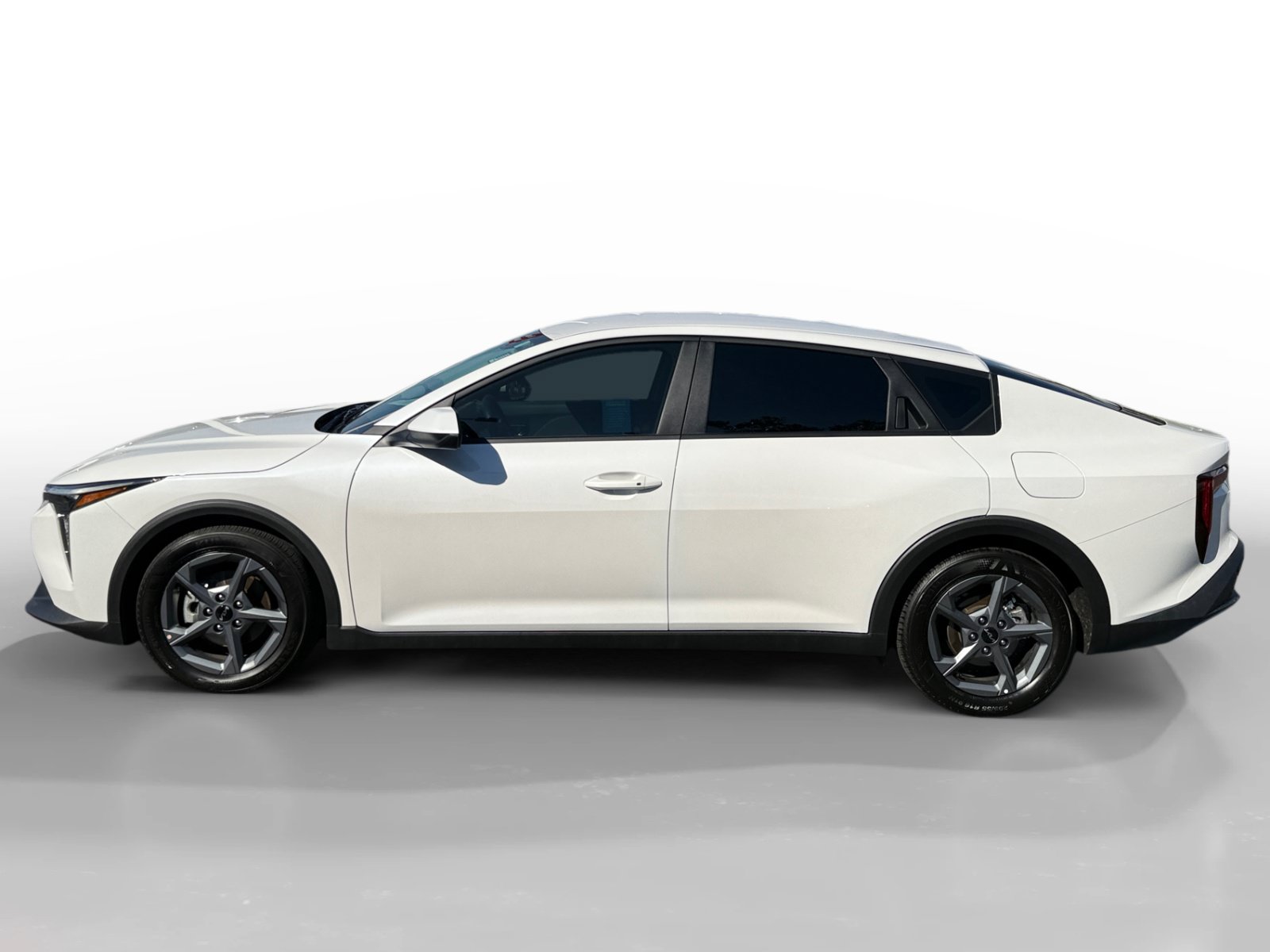 Certified 2025 Kia K4 EX FWD image 2
