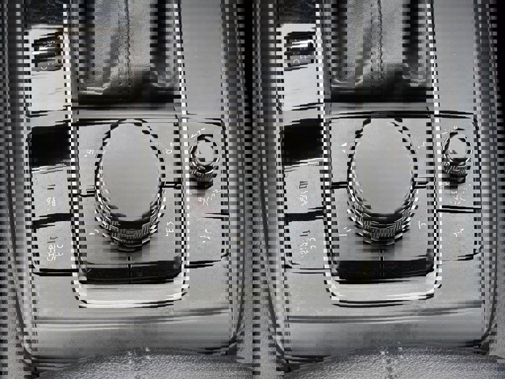 Used 2022 MAZDA CX-30 AWD 2.5 S w/ Select Package image 16