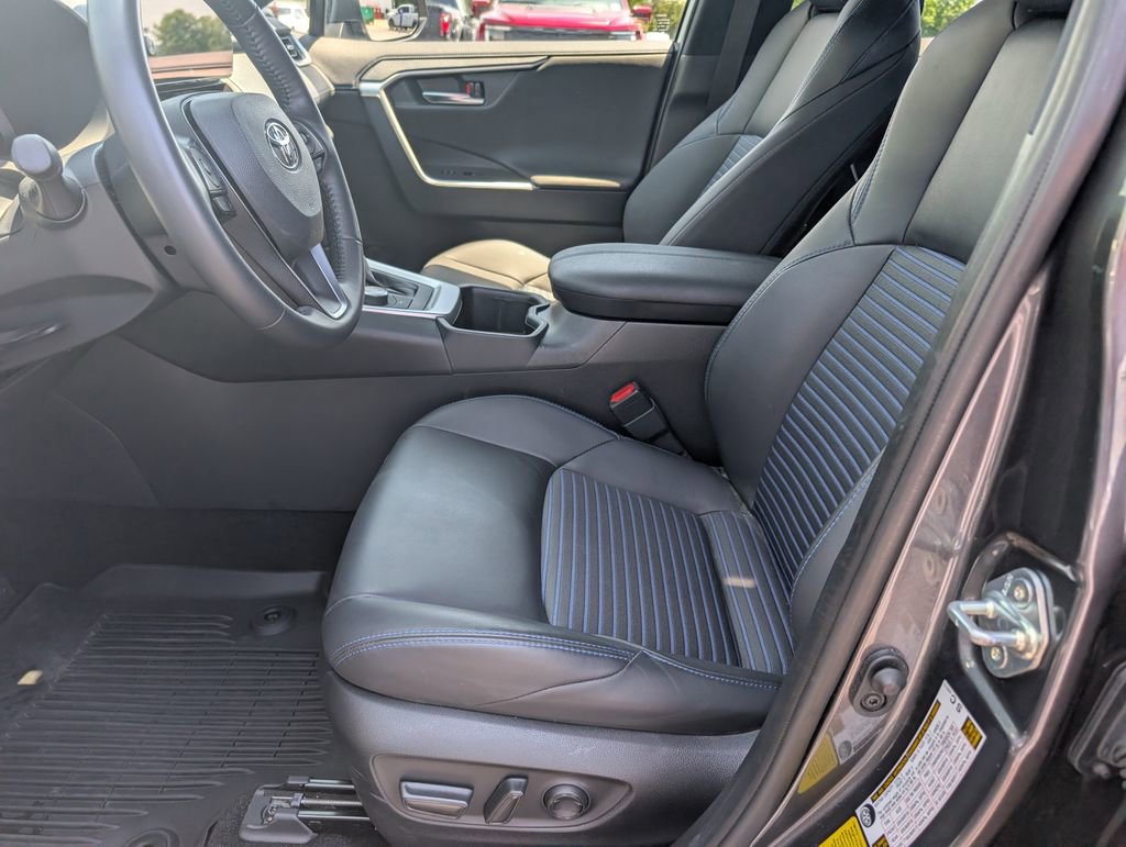 Used 2024 Toyota RAV4 XSE w/ Advanced Technology Package AWD/4WD image 13