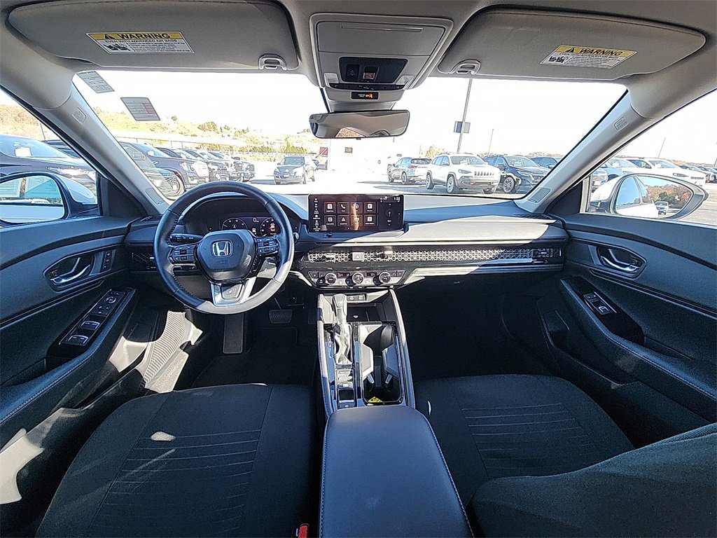 Used 2025 Honda Accord Touring image 31