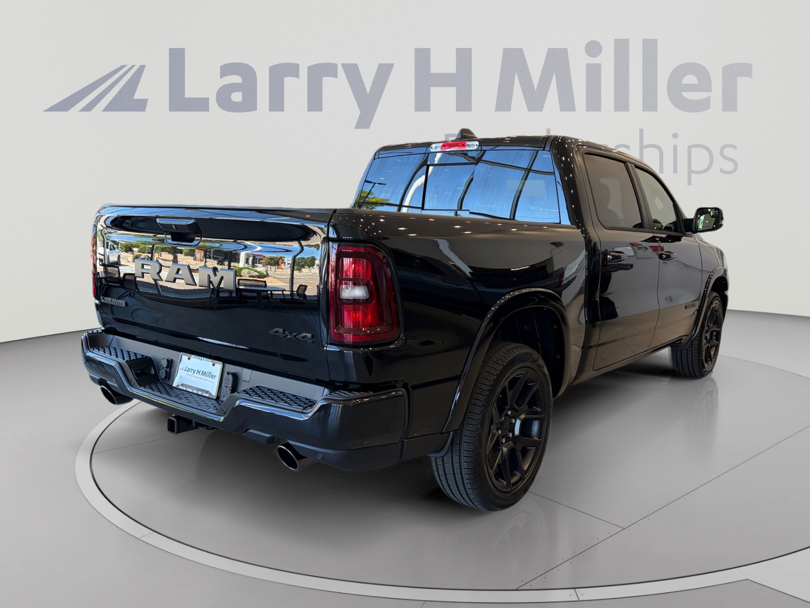 New 2027 RAM 1500 Laramie w/ Night Edition AWD/4WD image 5