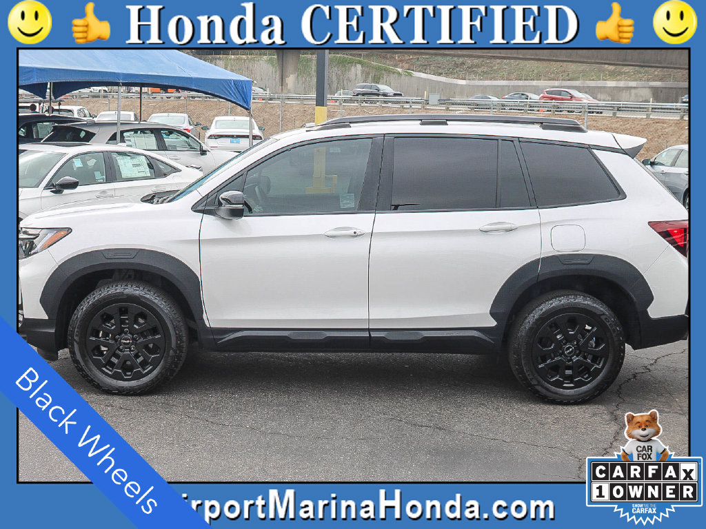 Certified 2023 Honda Passport TrailSport image 3
