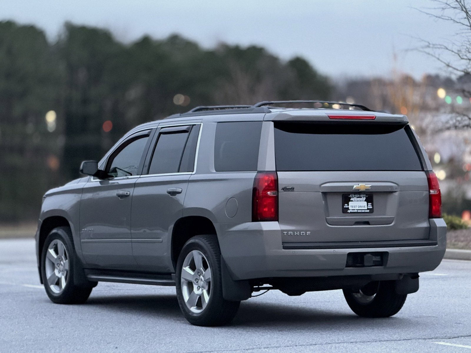 Used 2018 Chevrolet Tahoe LS w/ All-Season Package image 9