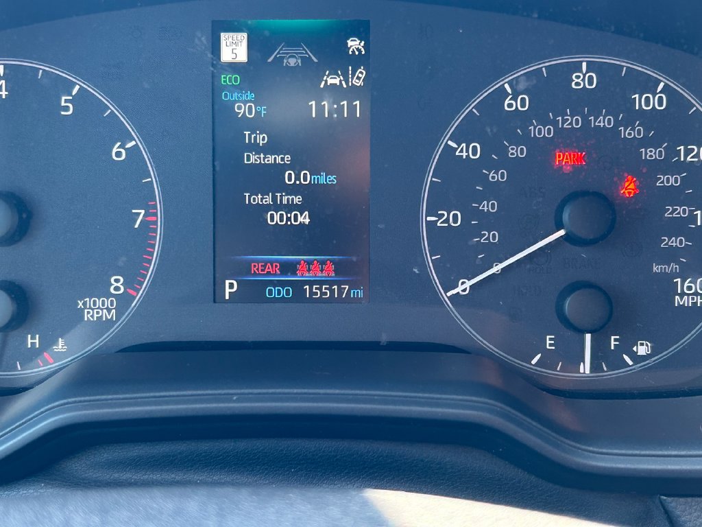 Certified 2025 Toyota Corolla SE FWD image 31