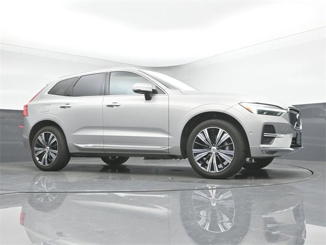 Used 2022 Volvo XC60 B5 Inscription w/ Advanced Package image 38