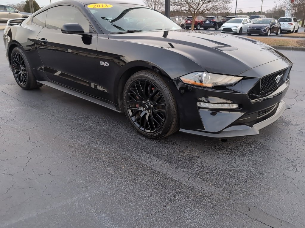Used 2018 Ford Mustang GT Premium w/ GT Performance Package image 7