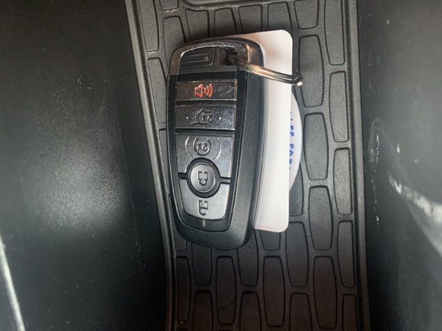 Used 2023 Lincoln Aviator AWD w/ Premium Package image 17