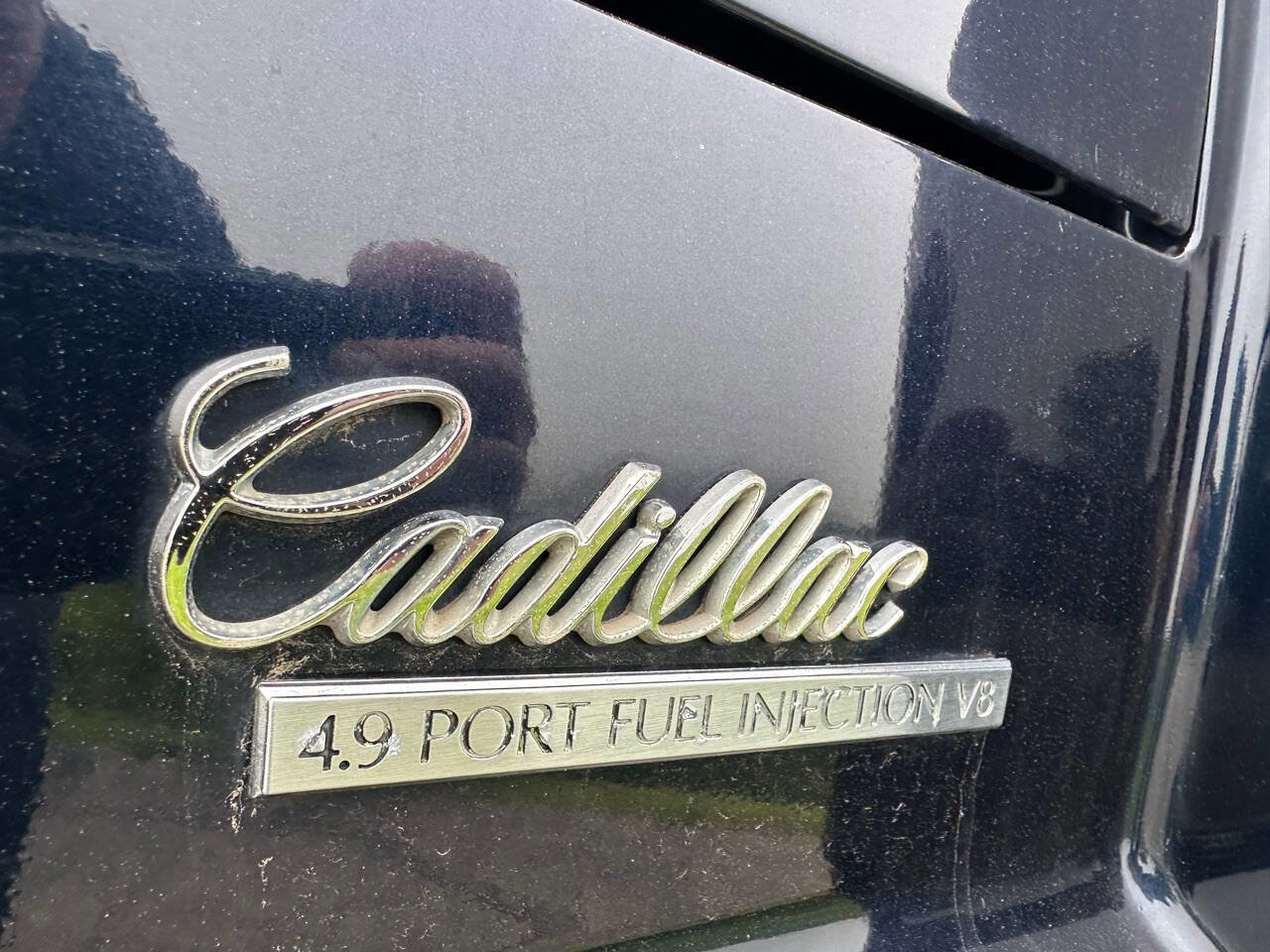 Used 1992 Cadillac Fleetwood Sedan FWD image 25