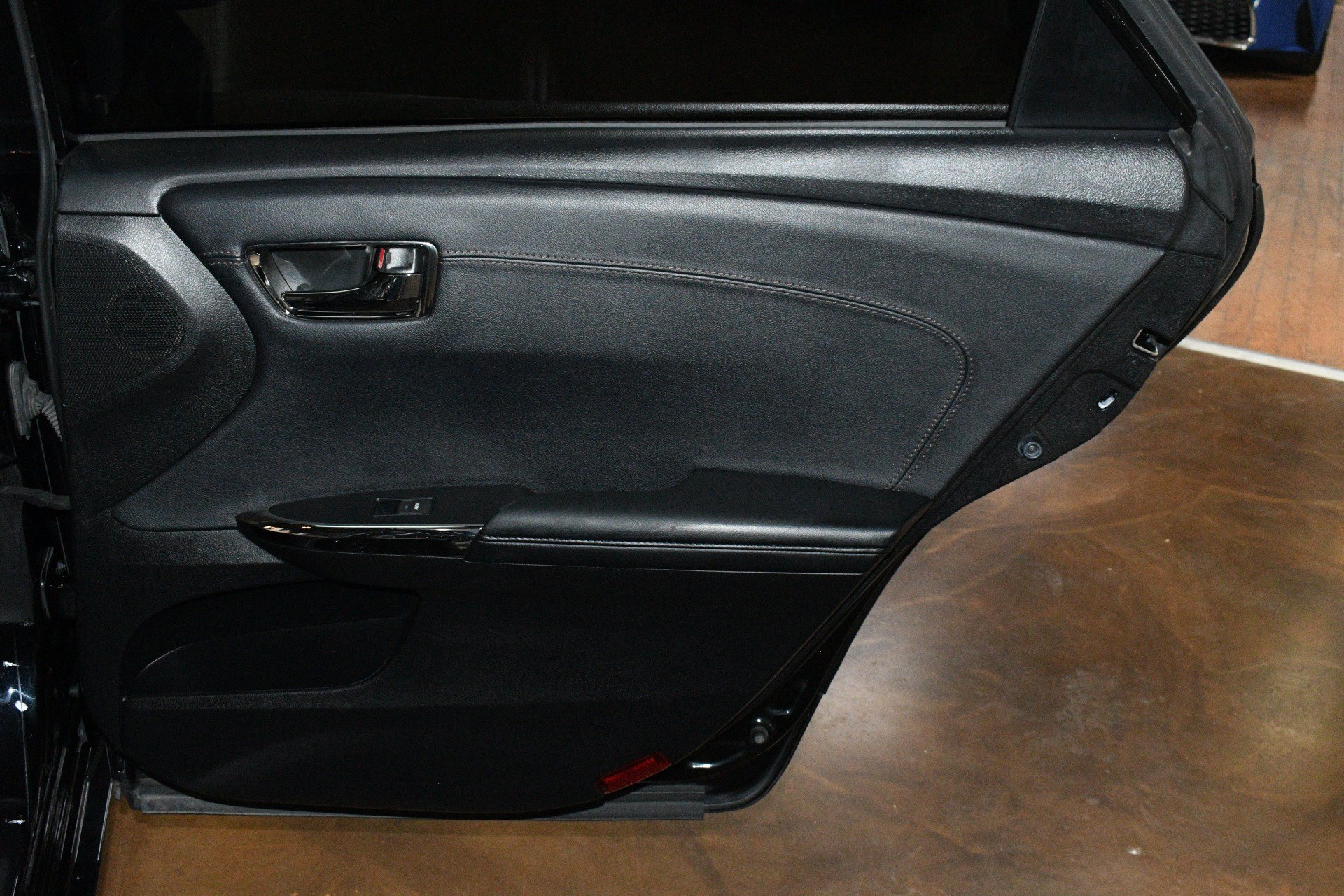 Used 2015 Toyota Avalon XLE Touring FWD image 44