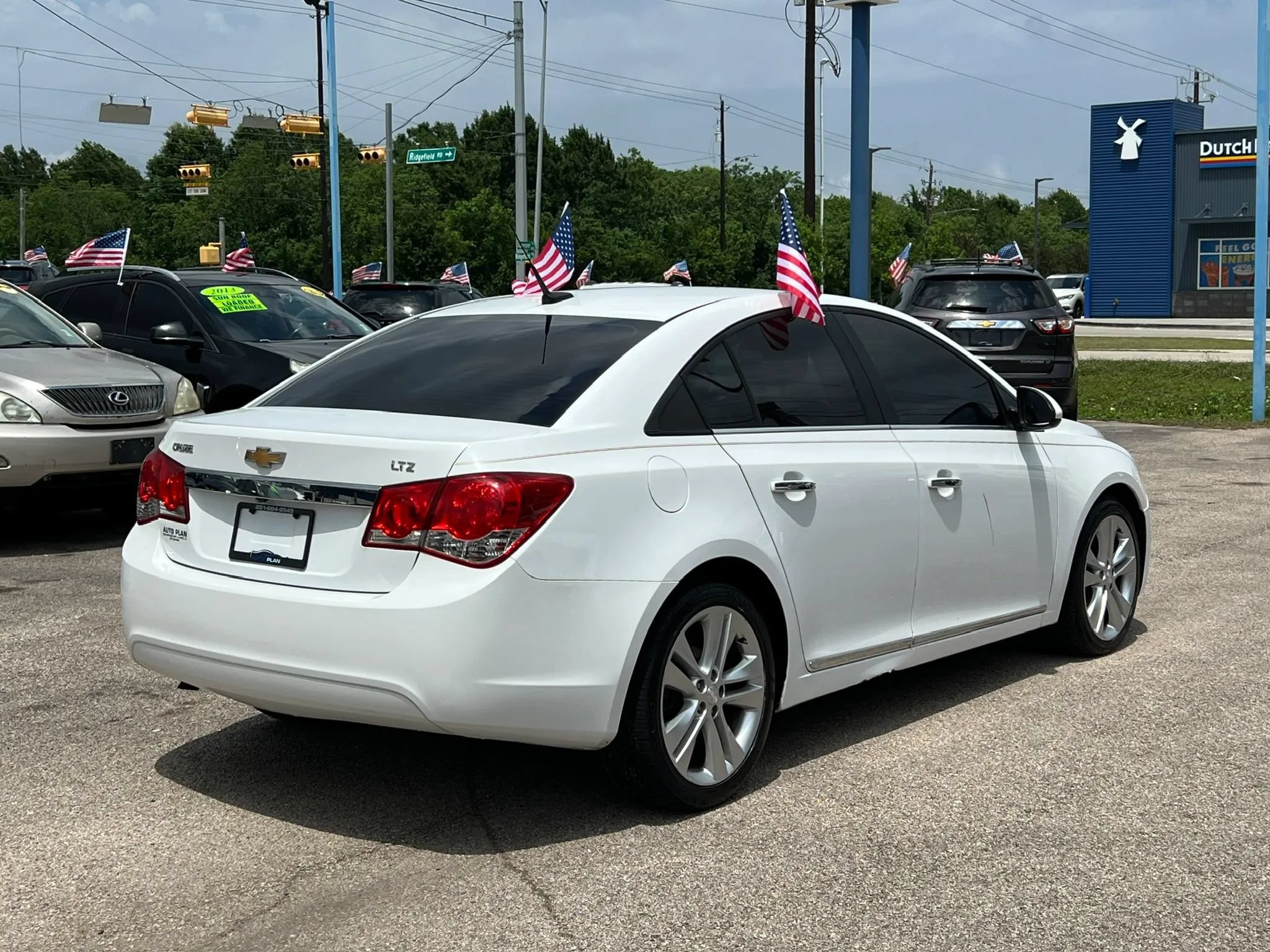 Used 2013 Chevrolet Cruze LTZ FWD image 6