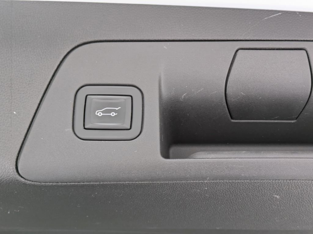 Certified 2023 Buick Envision Essence AWD/4WD image 34