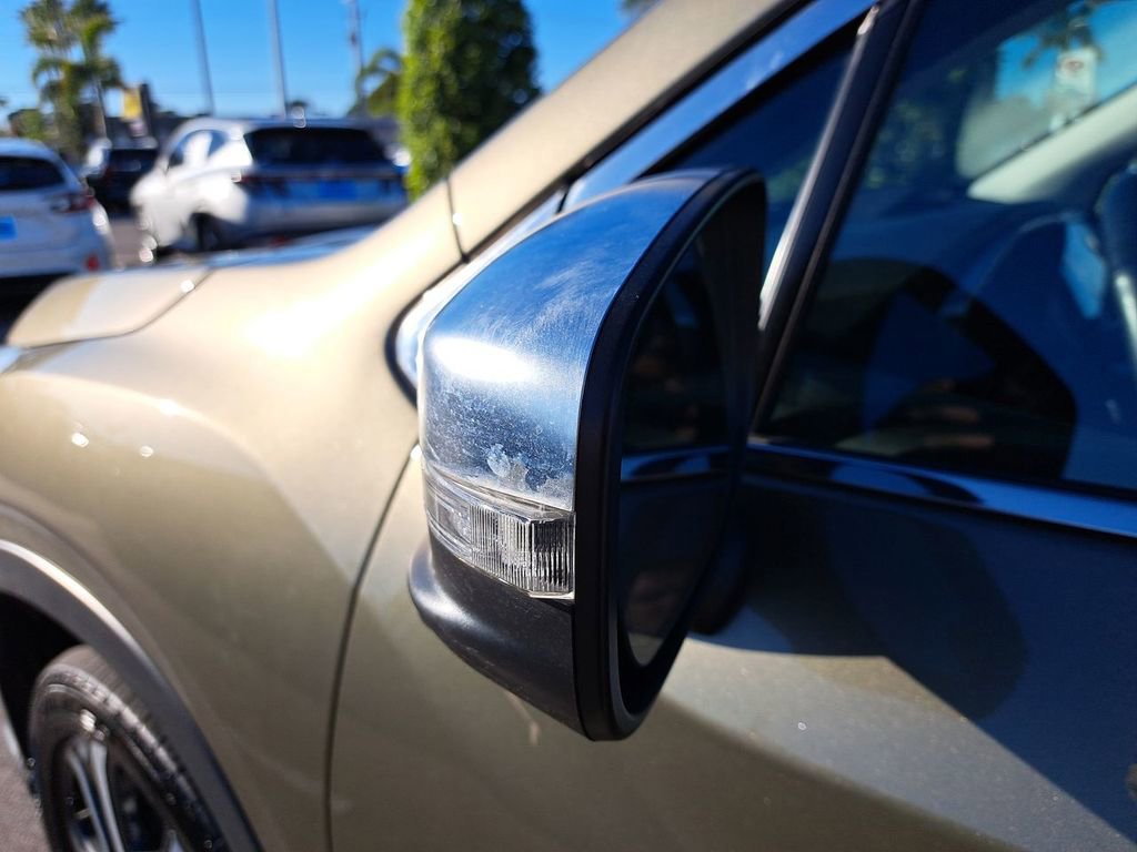 Used 2023 Subaru Ascent Limited w/ Technology Package image 12