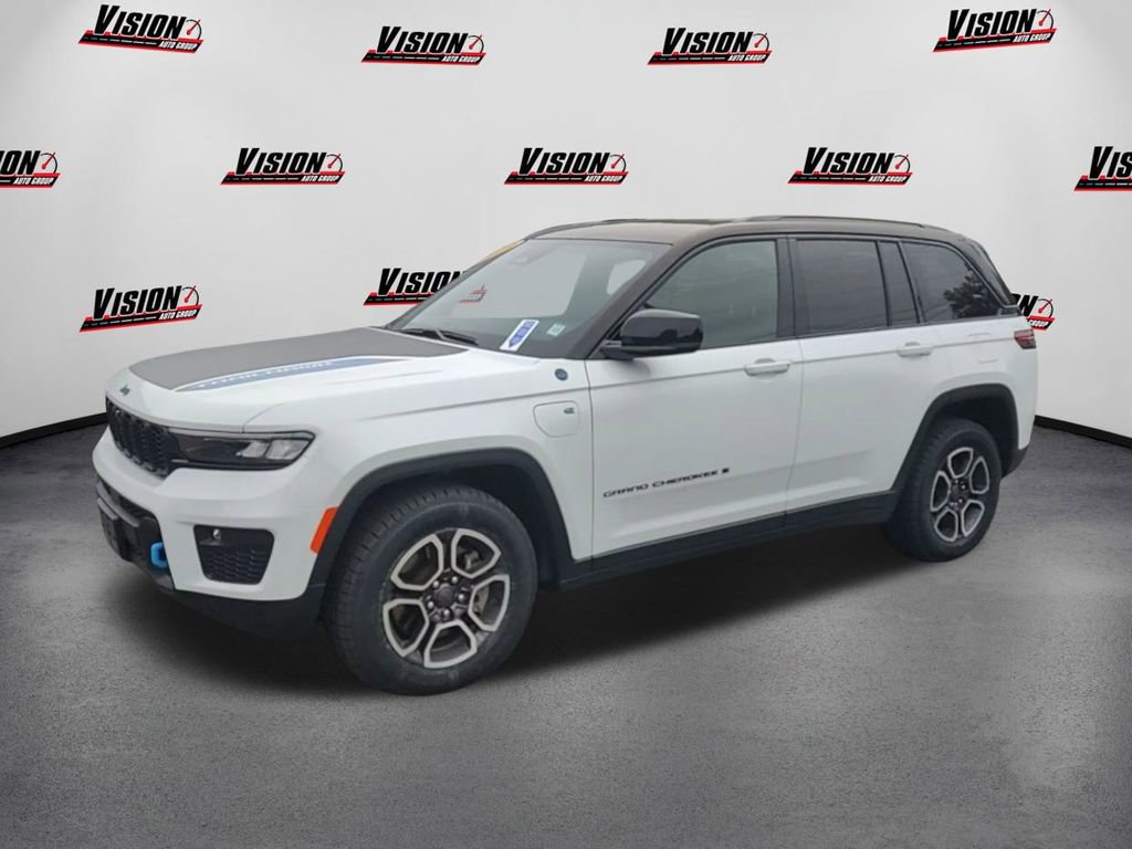 Used 2023 Jeep Grand Cherokee Trailhawk w/ Luxury Tech Group III