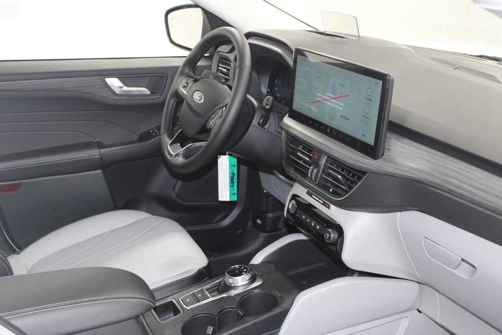 New 2026 Ford Escape Platinum w/ Premium Technology Package image 29