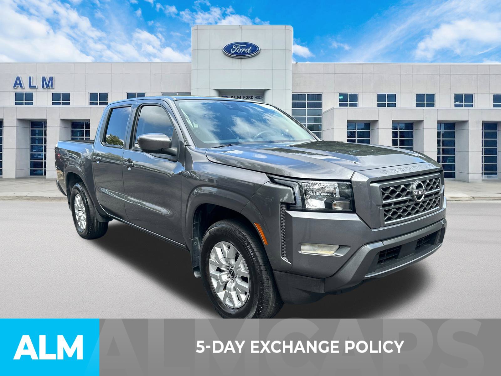 Used 2024 Nissan Frontier SV w/ SV Convenience Package RWD image 3
