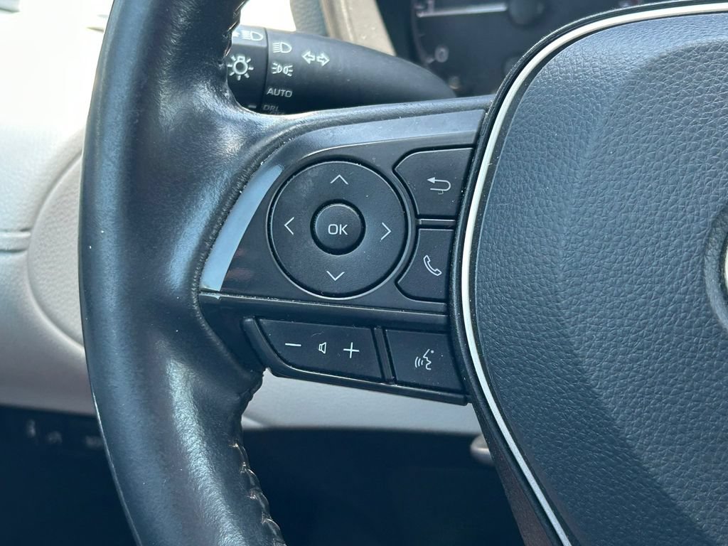 Certified 2023 Toyota Corolla Cross LE FWD image 32