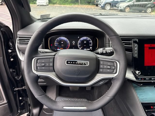 Used 2025 Jeep Wagoneer 4WD w/ Premium Group I image 20