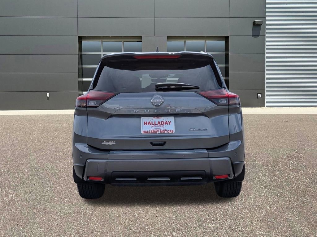 Used 2024 Nissan Rogue SL w/ SL Premium Package image 8